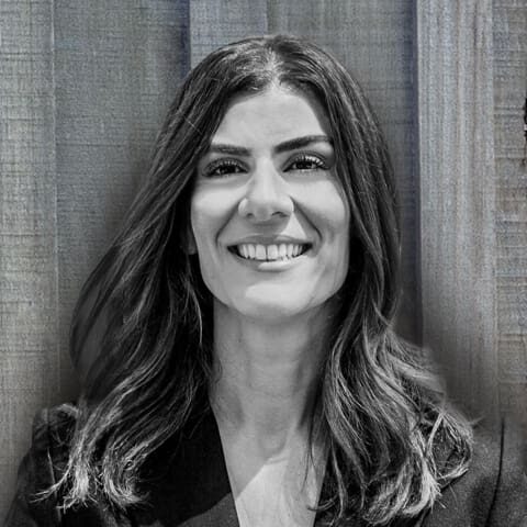 Anna headshot.v1 - to include on website